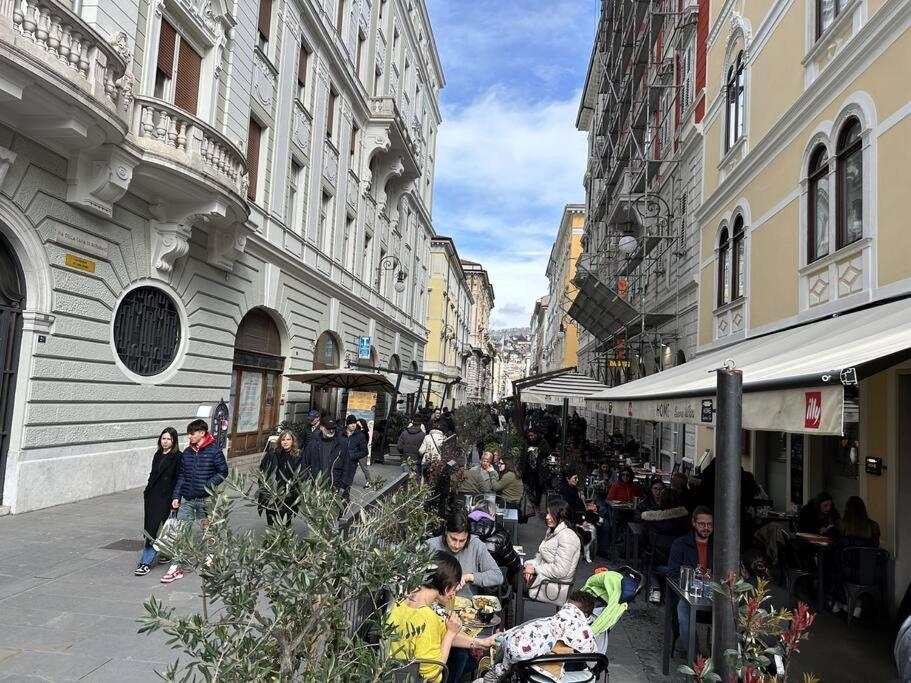 Central Mazzini Suits Trieste Eksteriør bilde